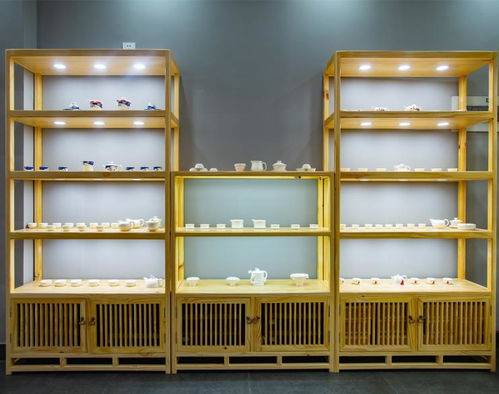 乐山展柜厂 专业定制精品展示柜，以精湛工艺与真诚服务，打造品牌展示新高度